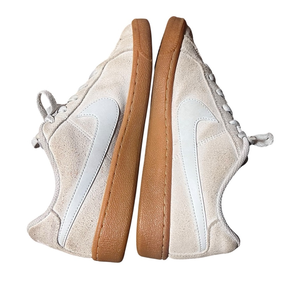 Nike Women's Cream and White Sneakers